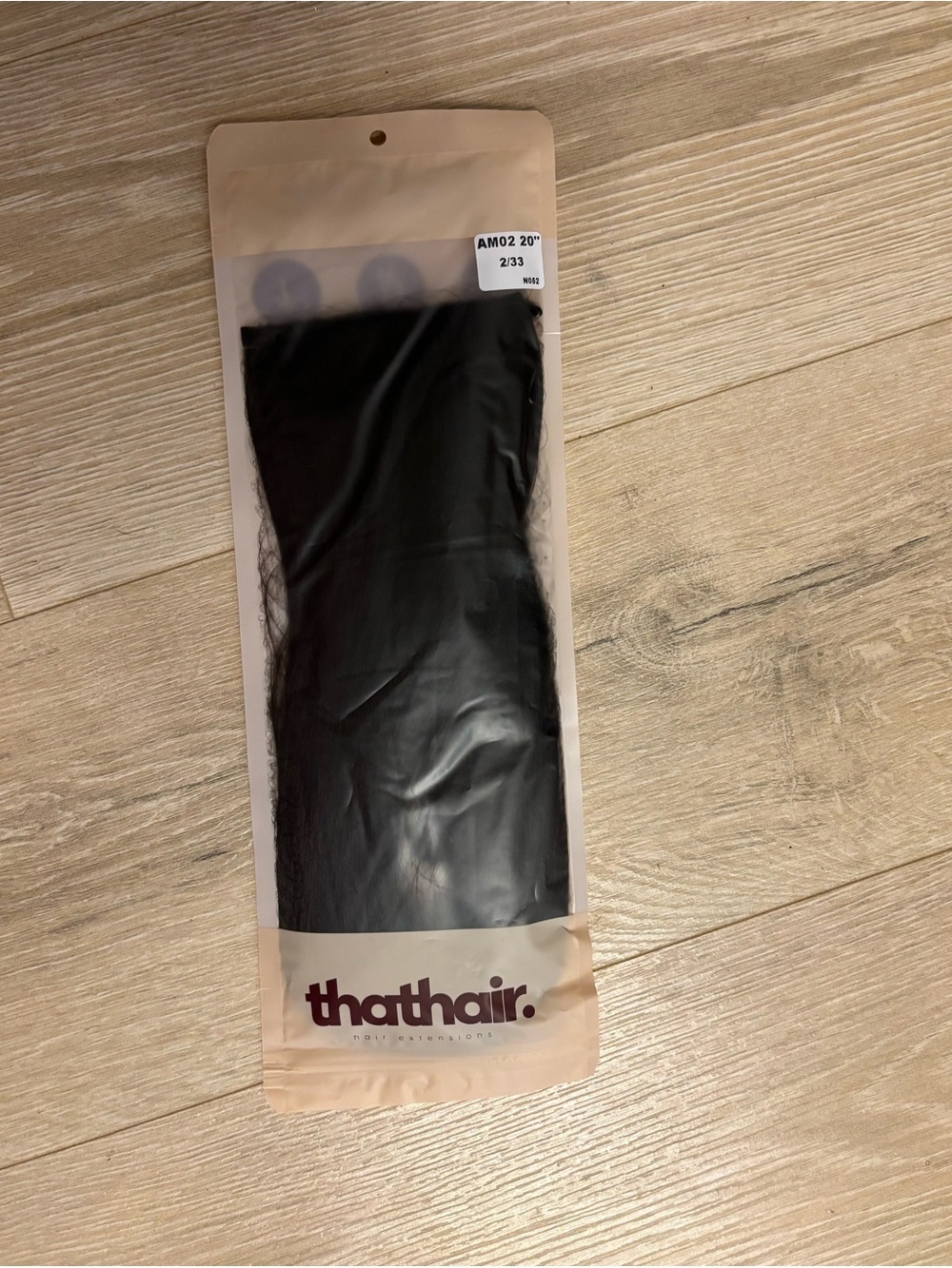 Brand new 20” chestnut brown halo hair extensions 🤎